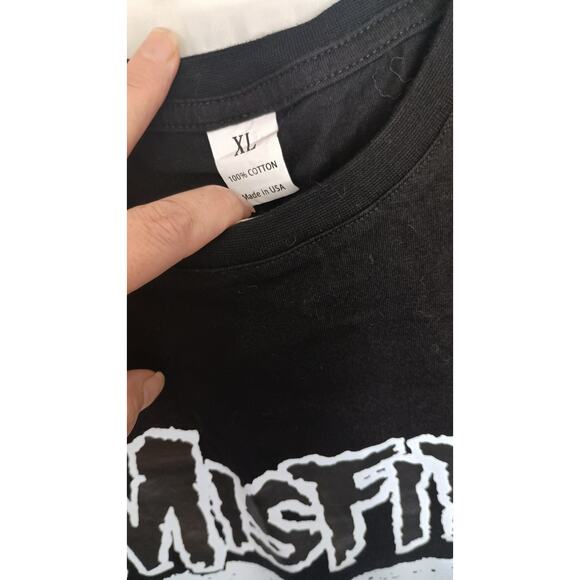 Misfits band fiend black tshirt size XL made in USA skull Halloween goth vamp - Picture 3 of 6
